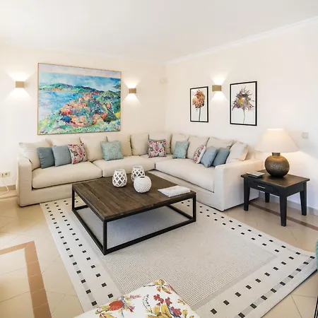 Vale De Lobo With Pool By Homing Villa Vale do Lobo
