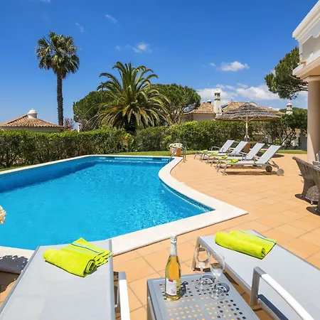 Vale De Lobo With Pool By Homing Villa Vale do Lobo